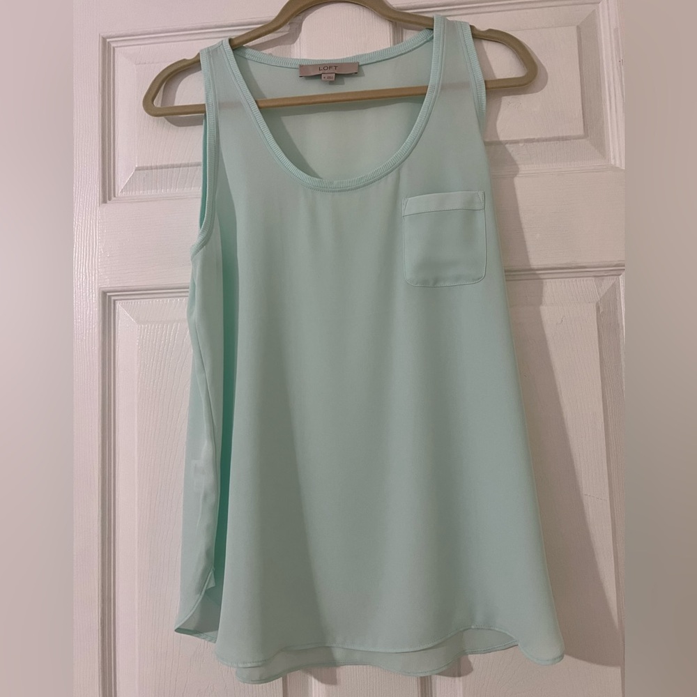 LOFT Tank Top Seafoam Green Sleeveless Blouse Tank Lightweight  Size M